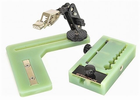 et0613-etronix-connector-soldering-jig-board.jpg et0613-etronix-connector-soldering-jig-board.jpg