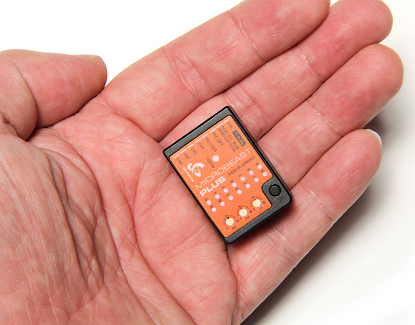 microbeast-ultra-hand.png microbeast-ultra-hand.png
