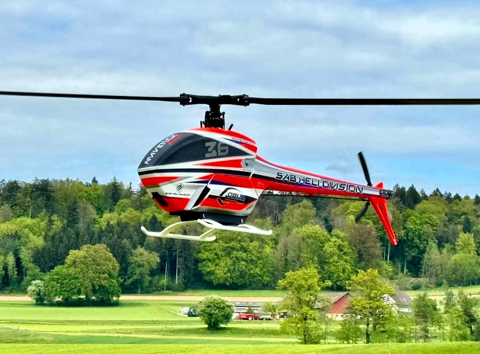 sab-goblin-maverick-sport-in-flight.jpg sab-goblin-maverick-sport-in-flight.jpg